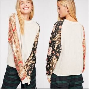 Free People Vintage Affair Pullover in Oatmeal Size Small